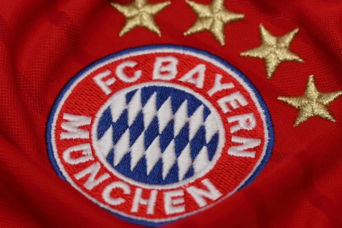 bayern-monachium-porozumial-sie-z-nathanielem-brownem-eintracht-moze-otrzymac-ok-60-mln-euro
