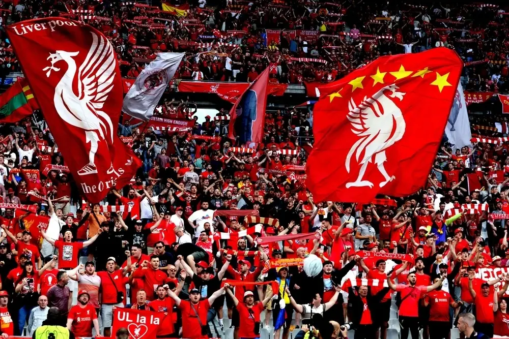 liverpool-rozbil-lask-63-hat-trick-asyst-ivana-dibango