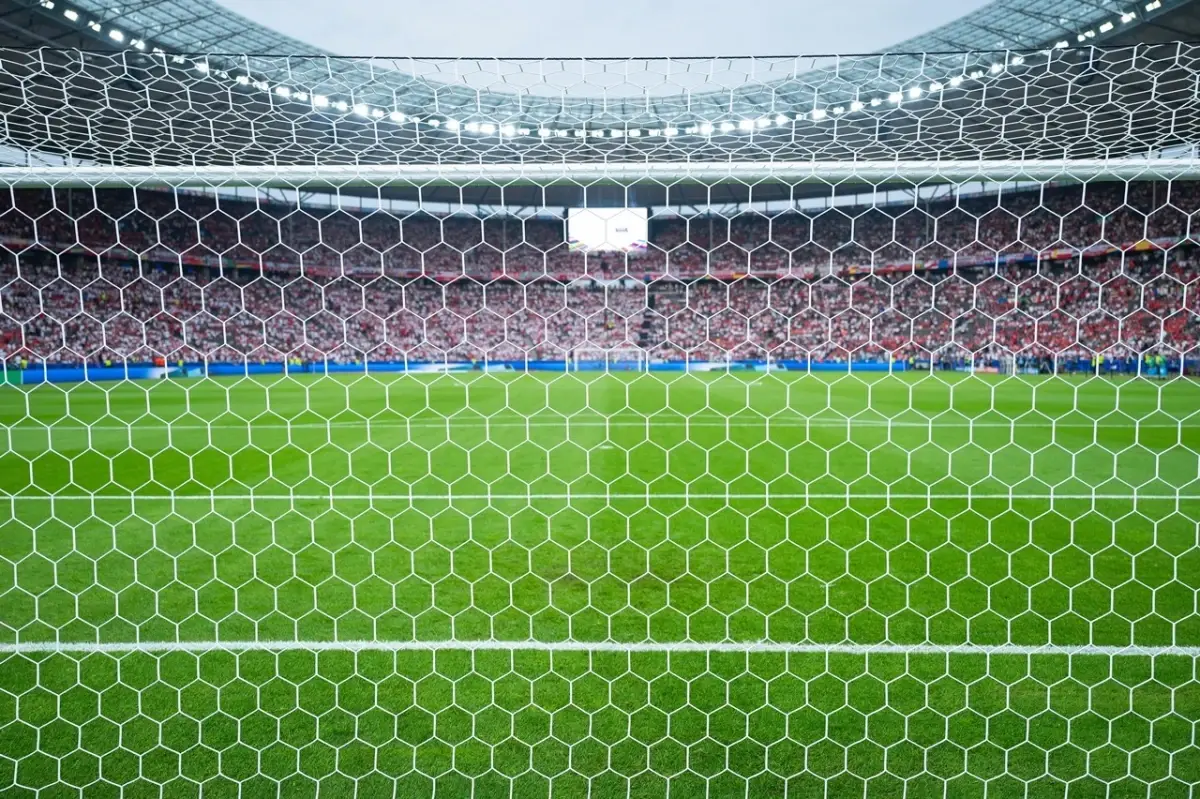 fenerbahe-przedluzylo-kontrakt-andersona-talisca-do-lata-2028